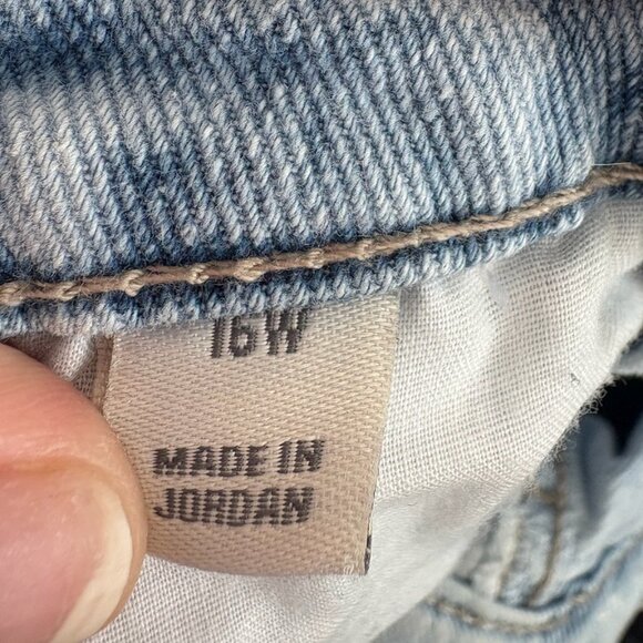 Style & Co High Rise Straight Leg Acid Wash Mom Jean 16W - Picture 7 of 8